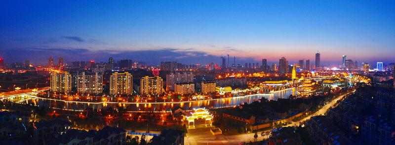 《夜色長(zhǎng)廊美如畫(huà)》